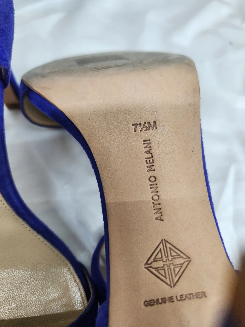 ANTONIO MELANI chic royal